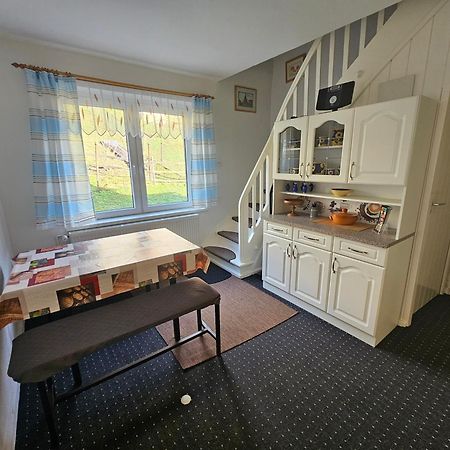 Ferienhaus Und Strausswirtschaft Im Weinberg Freyburg Luaran gambar